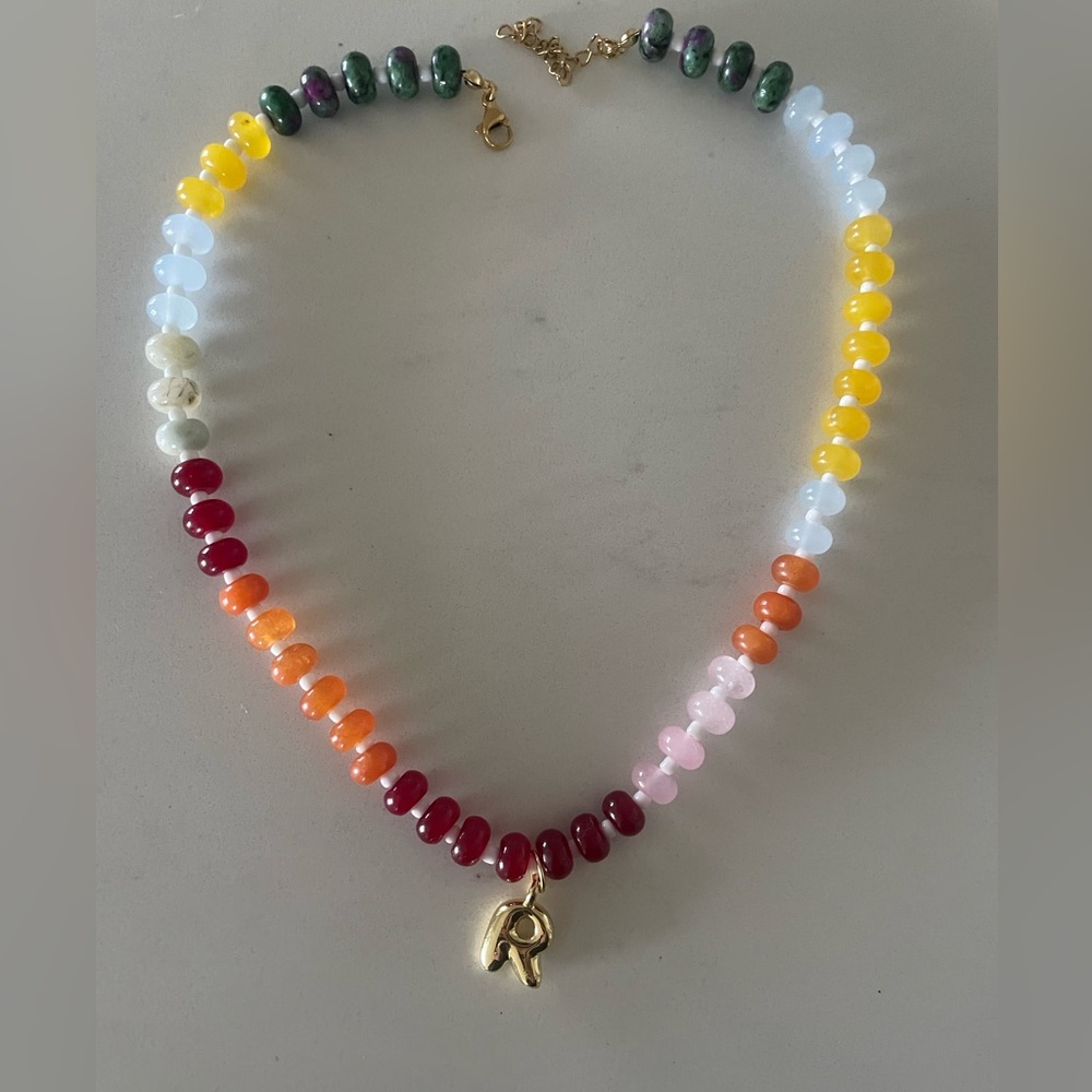 Beaded R necklace